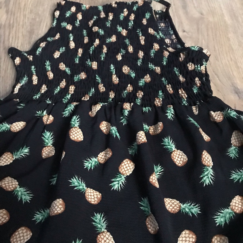 NWOT. Pineapple blouse - Picture 2 of 2